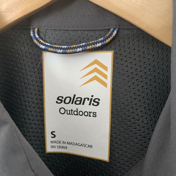 Solaris Gray Vented Fishing Shirt Mens Small Moisture Wicking Quick Dry NEW - Picture 2 of 8